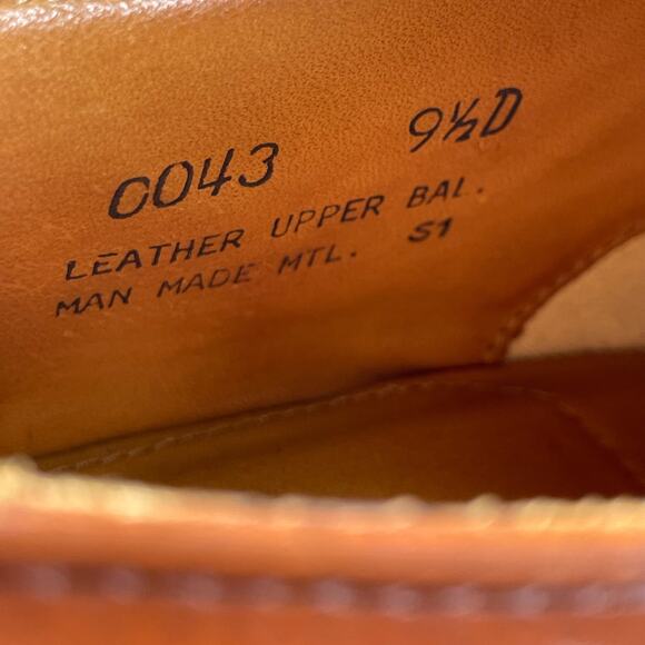 GH Bass & Co Men\'s Size 9.5 D Brown Leather Casual Cap Toe Dress Shoe Oxford GUC main image 4